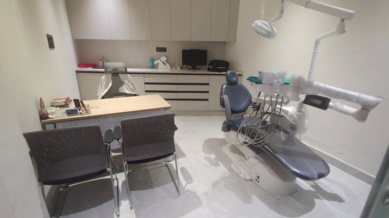 High-Precision Operatory Chair